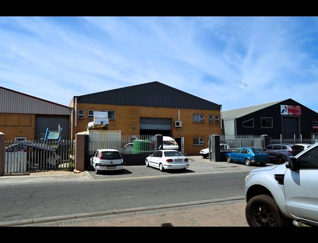 442M² FACTORY SOLD IN STRAND SOUTH